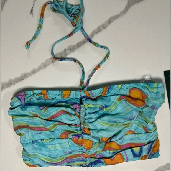 Super Cute Wild Fable Halter Crop Top - Size Small- NWT - Picture 4 of 10